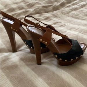 Jessica Simpson Wood Sandals